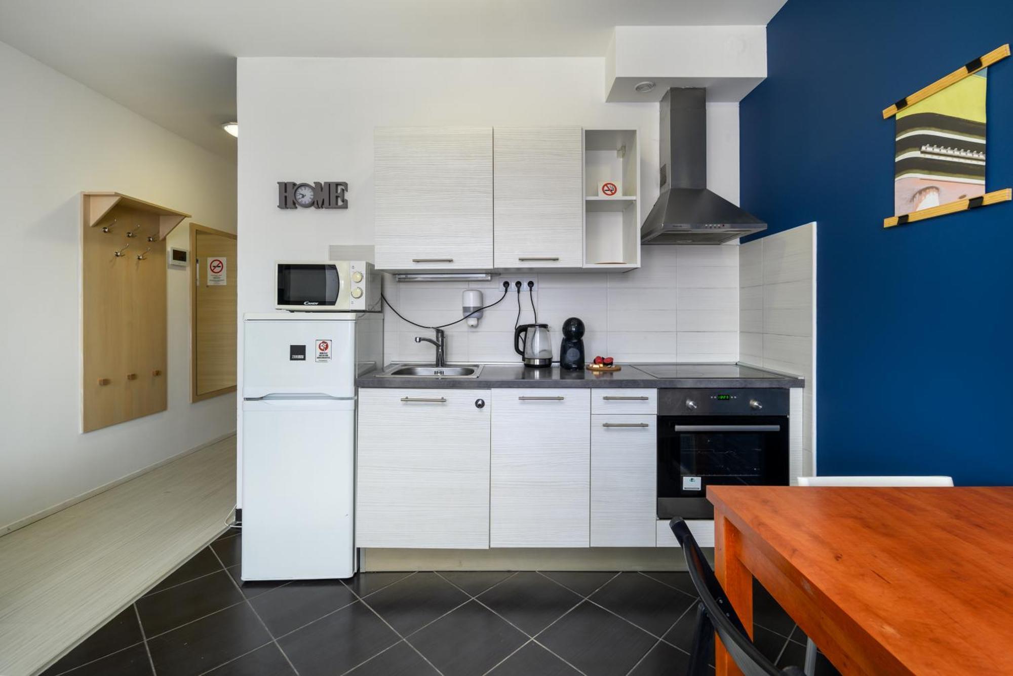 Sun Resort Residential Suite-Free Parking Garage Same Building Βουδαπέστη Εξωτερικό φωτογραφία